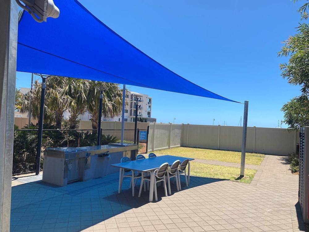 Mantra Geraldton Aparthotel Exterior photo